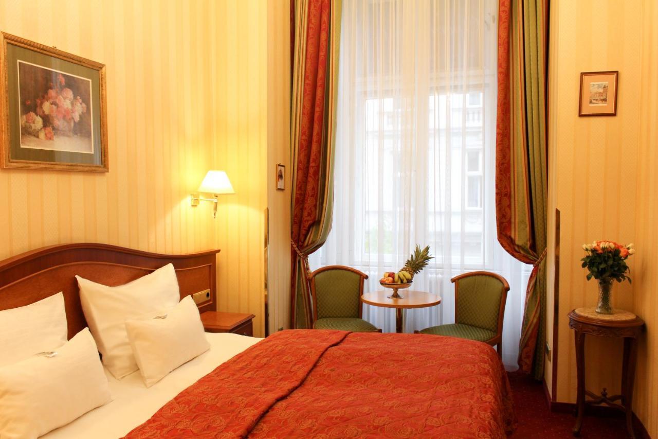Opera Am Operneck Self Check In Apartment Vienna Exterior photo