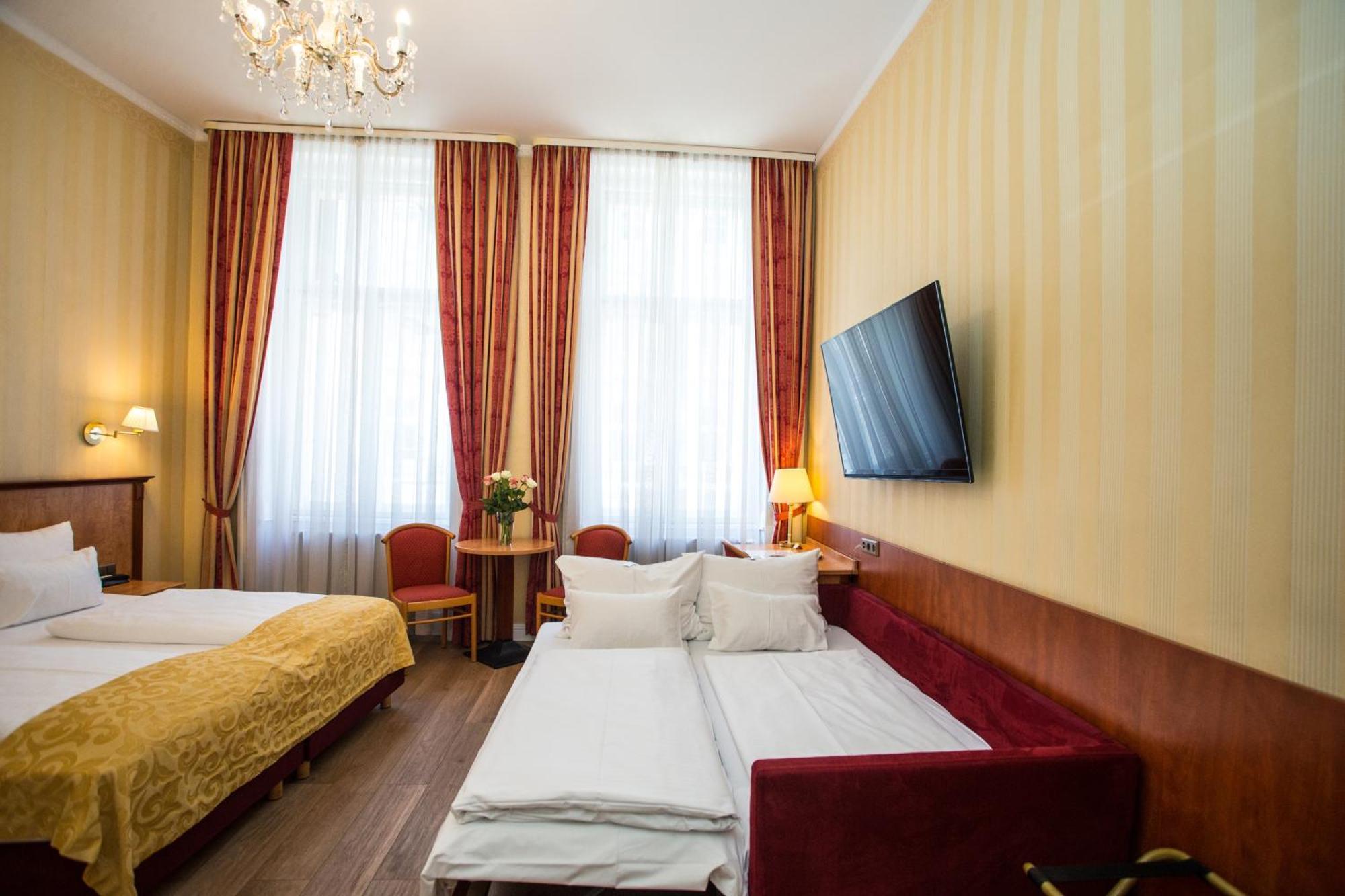 Opera Am Operneck Self Check In Apartment Vienna Exterior photo
